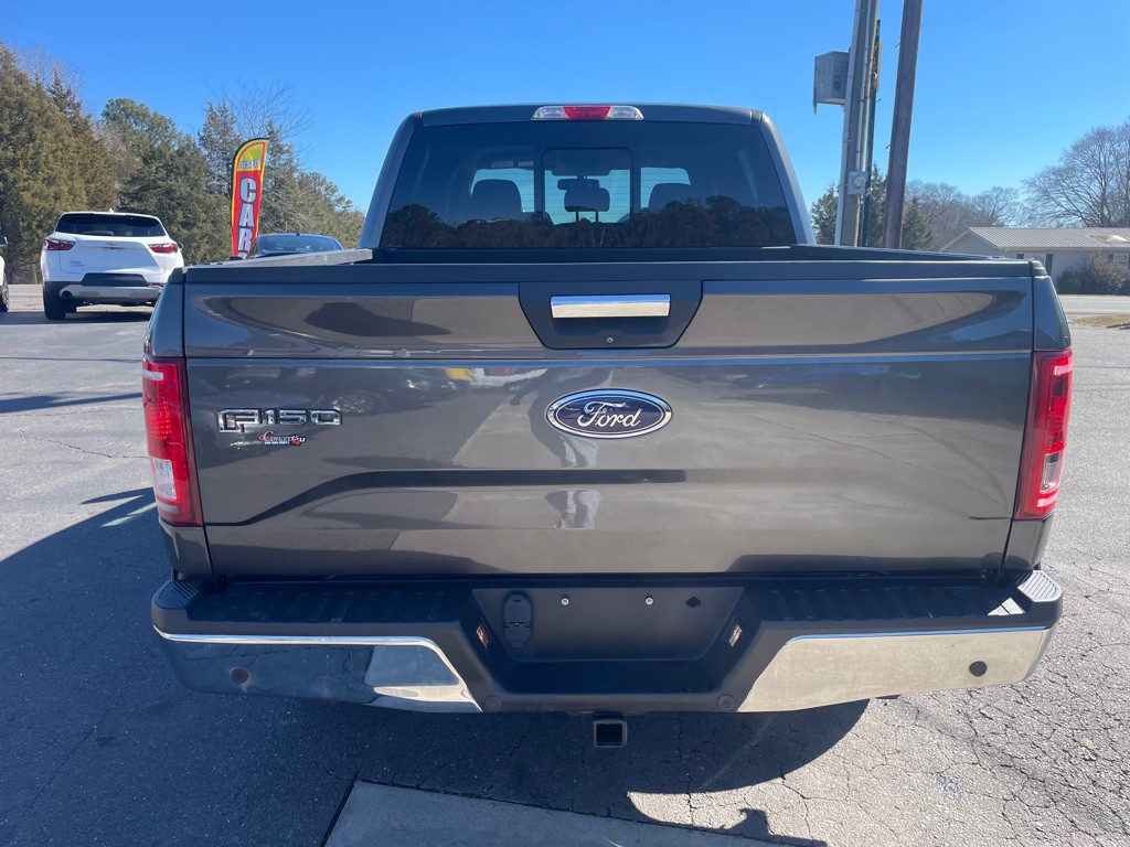 2015 Ford F-150 Image 9