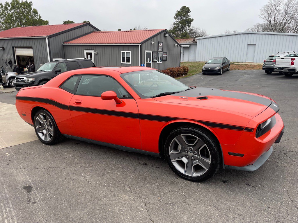 2009 Dodge Challenger Image 6