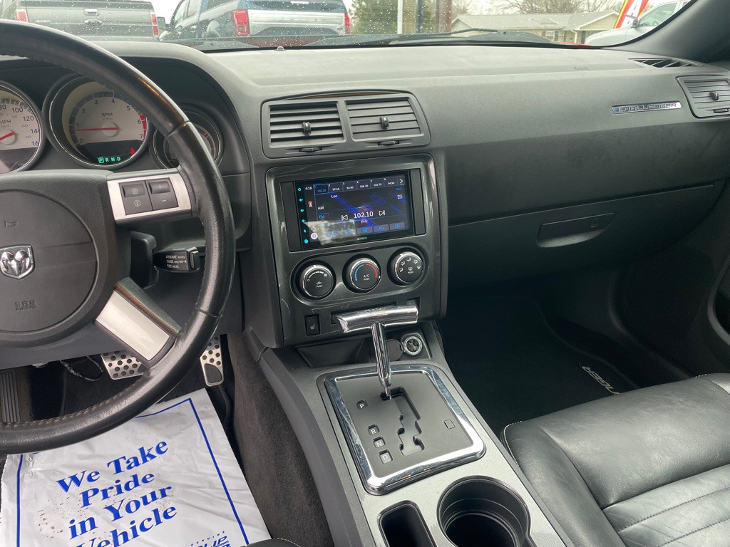 2009 Dodge Challenger Image 15