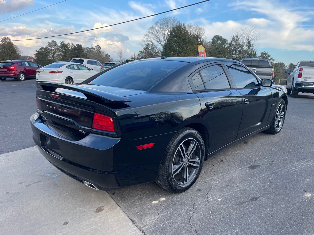 2014 Dodge Charger Image 8