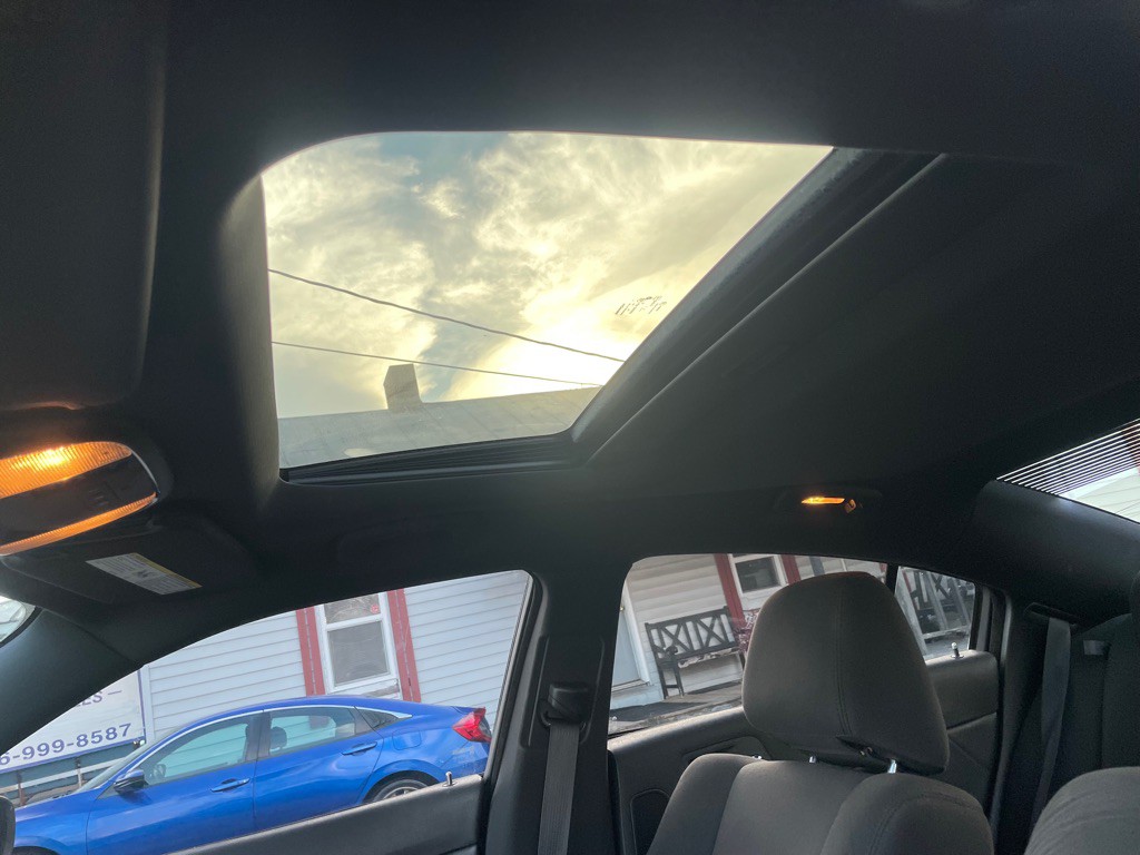 2014 Dodge Charger Image 16