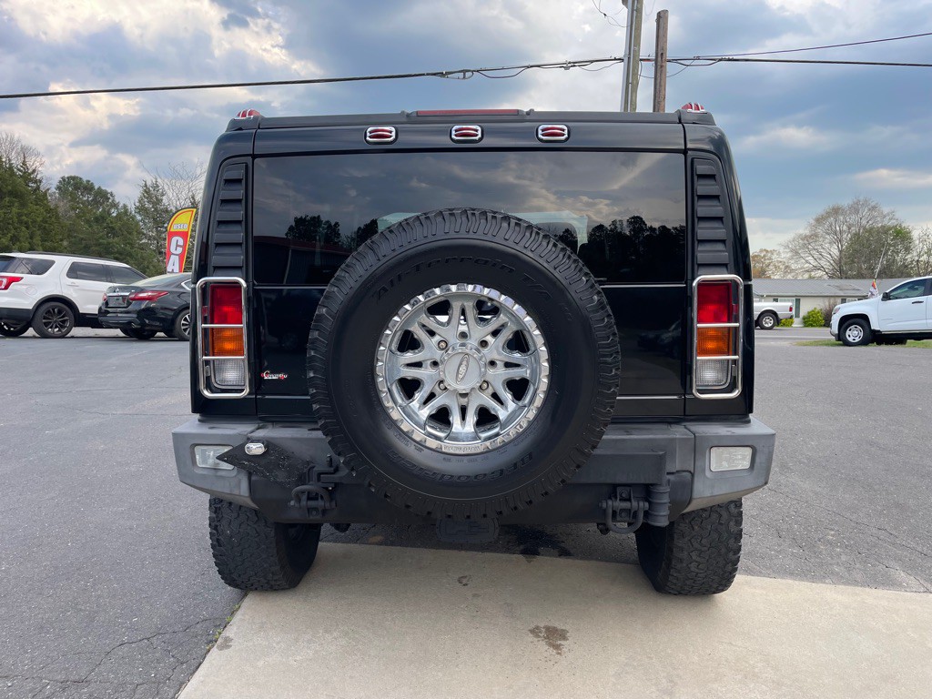 2004 HUMMER H2 Image 9