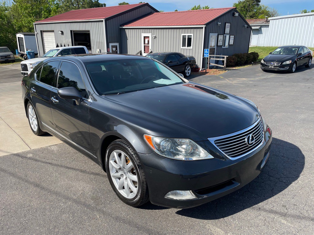 2008 Lexus LS Image 5