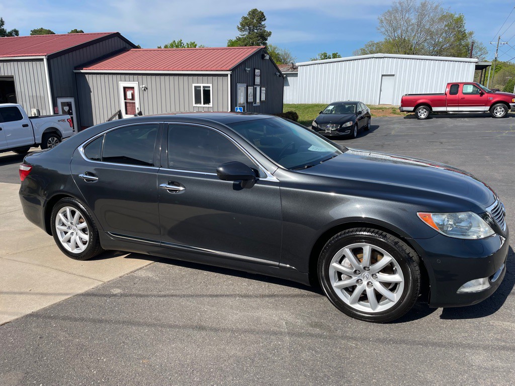 2008 Lexus LS Image 6