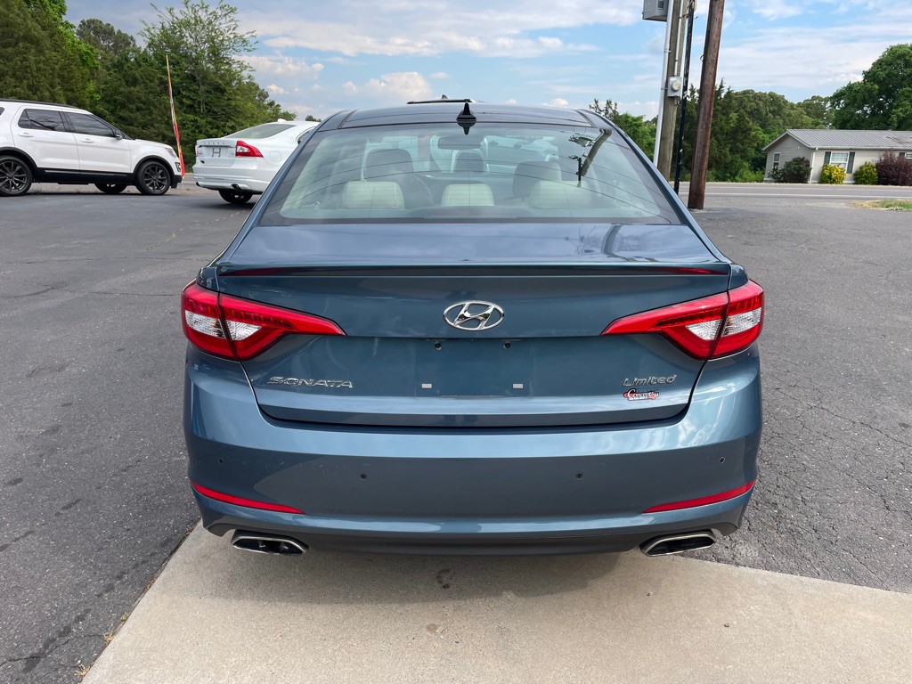 2015 Hyundai Sonata Image 9