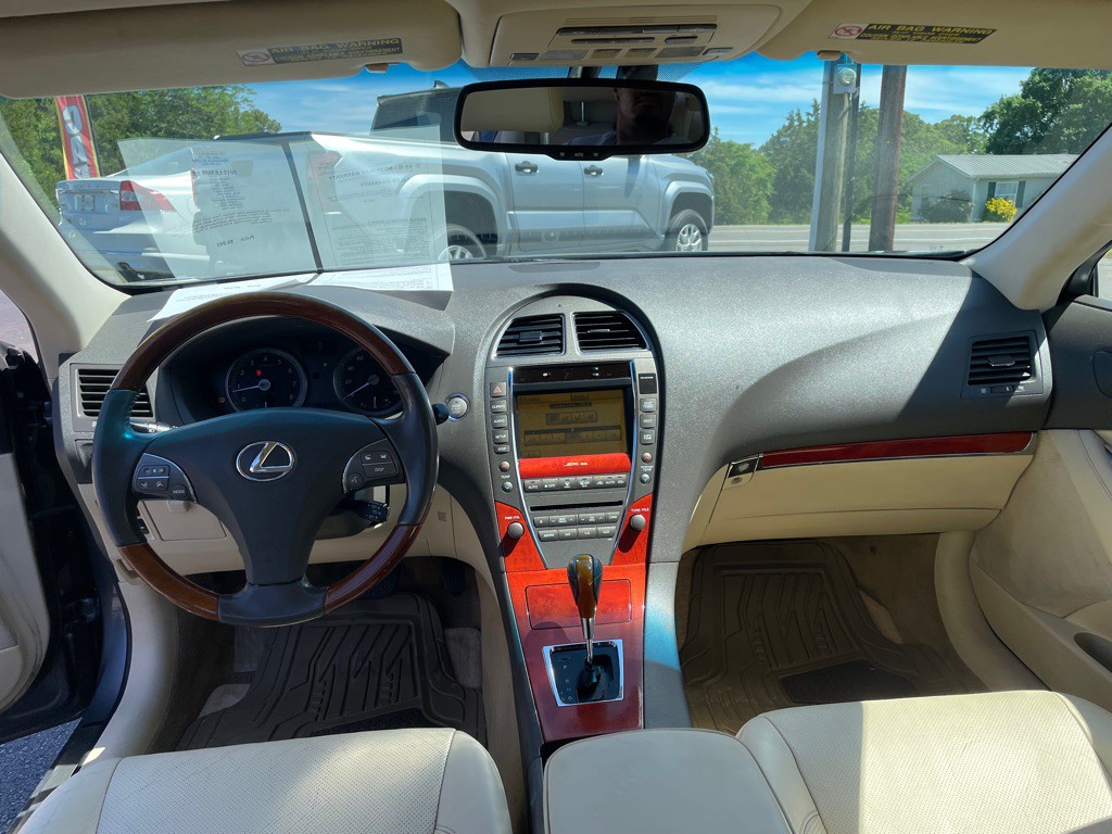 2012 Lexus ES Image 13