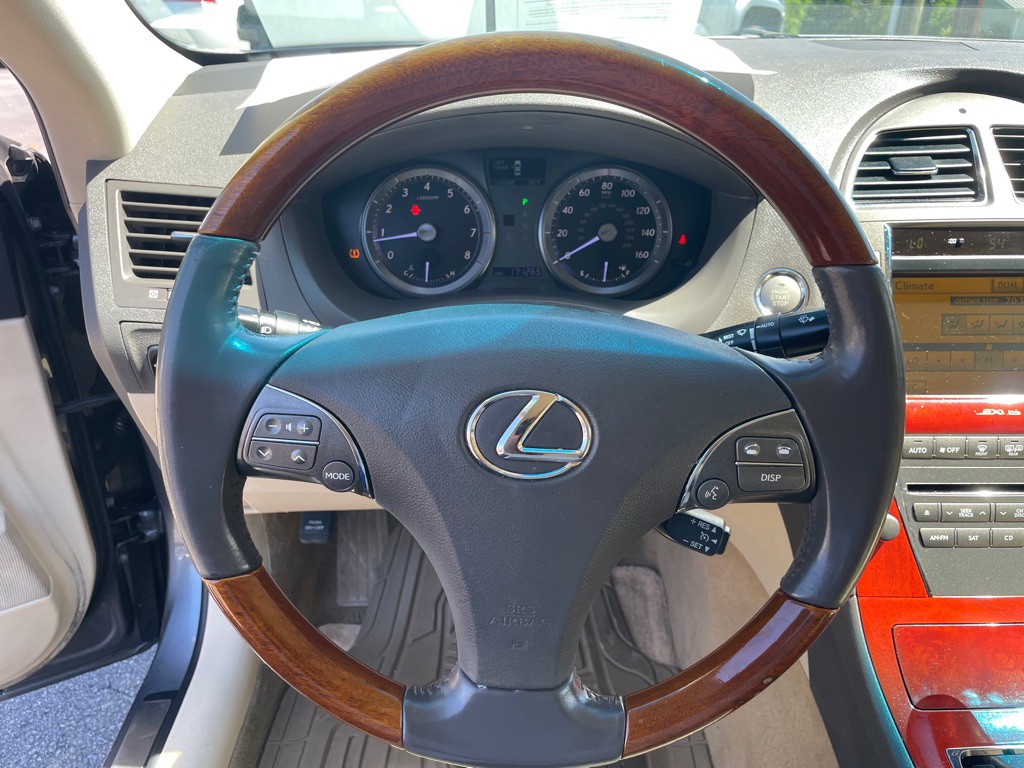 2012 Lexus ES Image 14