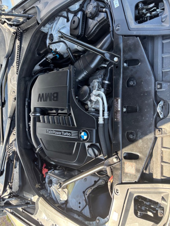 2012 BMW 5 Series Image 17