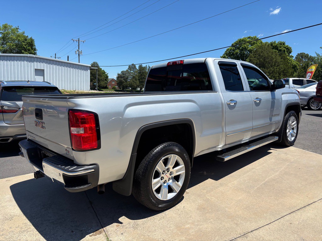 2015 GMC Sierra Image 8