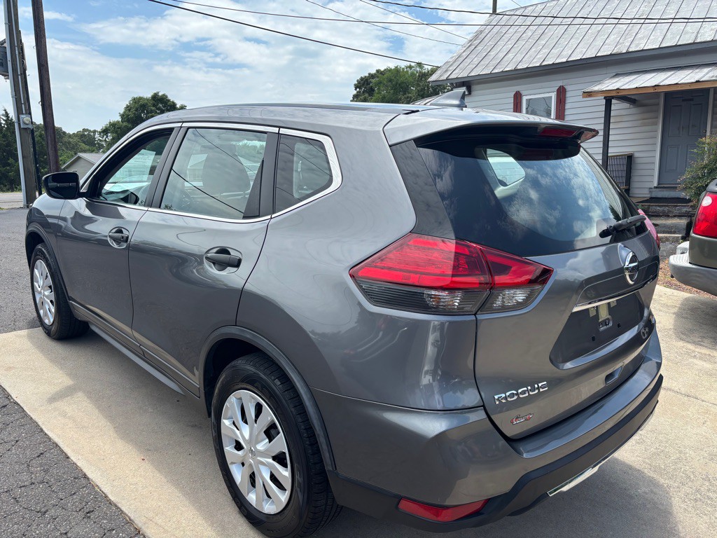 2017 Nissan Rogue Image 10