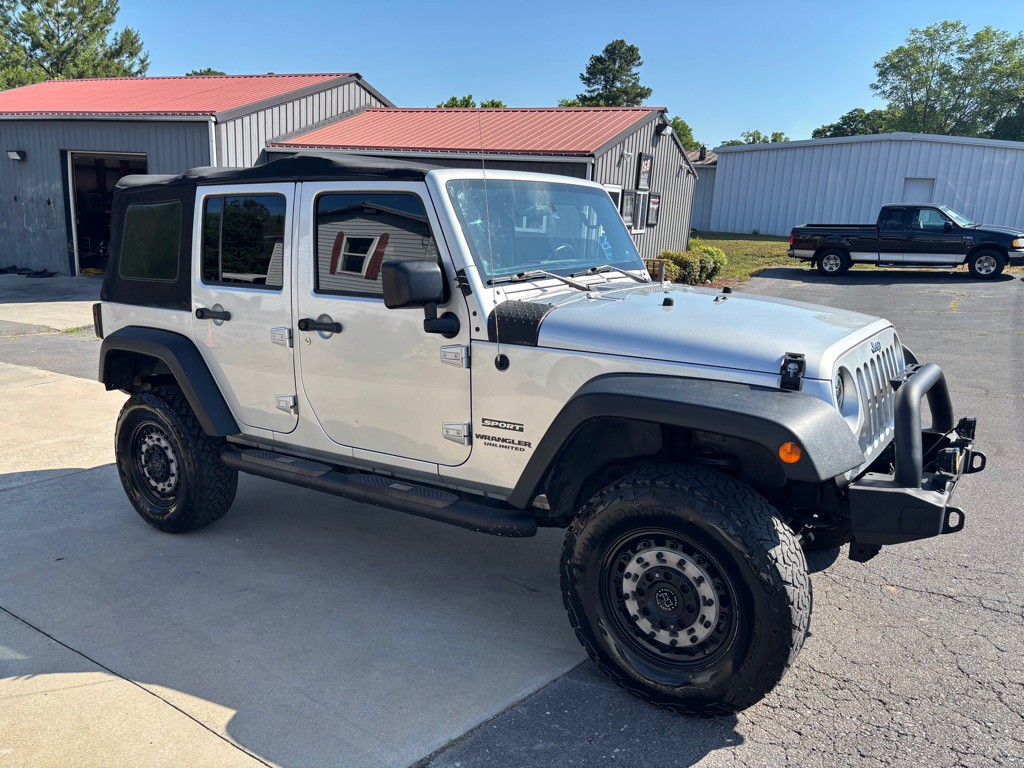 2012 Jeep Wrangler Unlimited Image 6