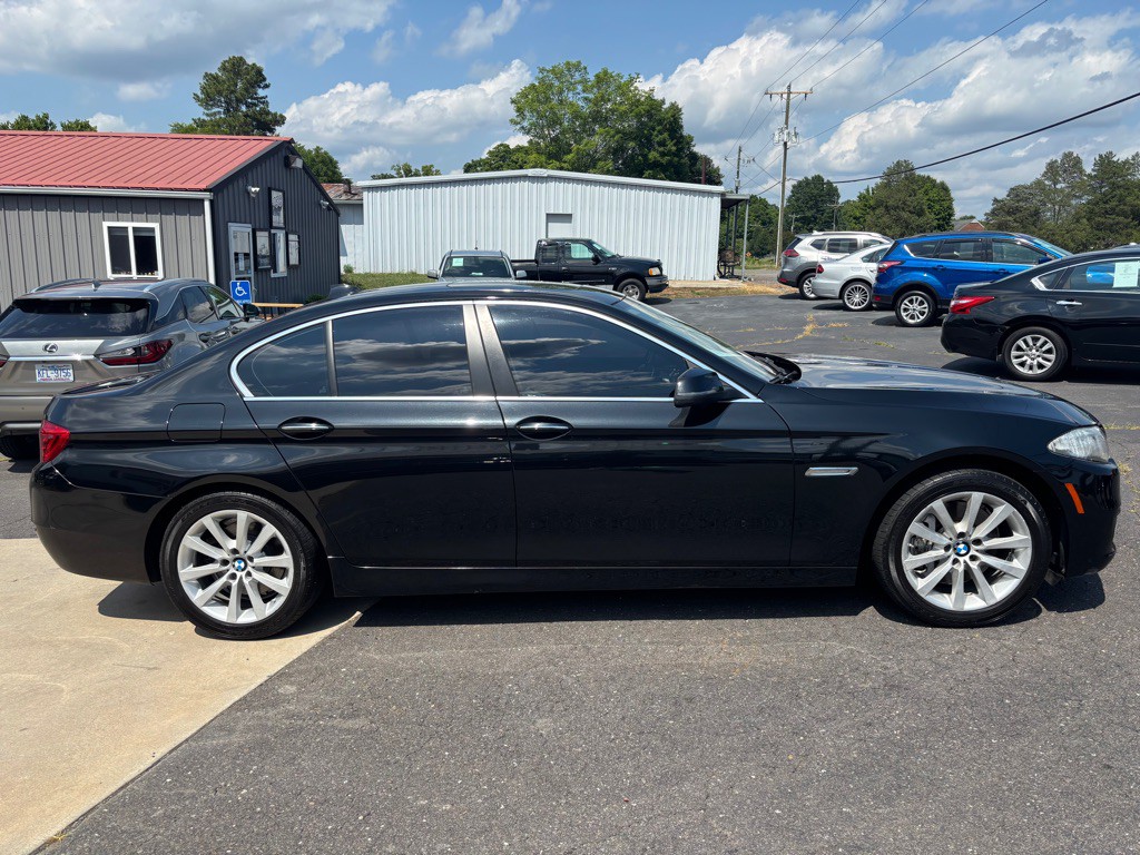 2016 BMW 5 Series Image 7