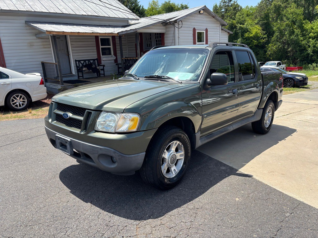 2004 Ford Explorer Image 3