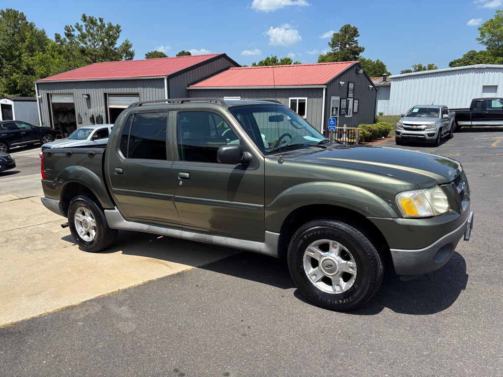 2004 Ford Explorer Image 6