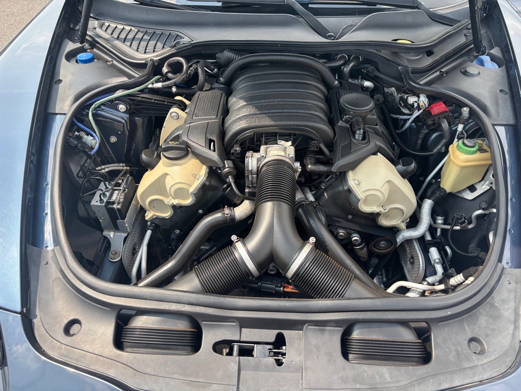 2011 Porsche Panamera Image 17