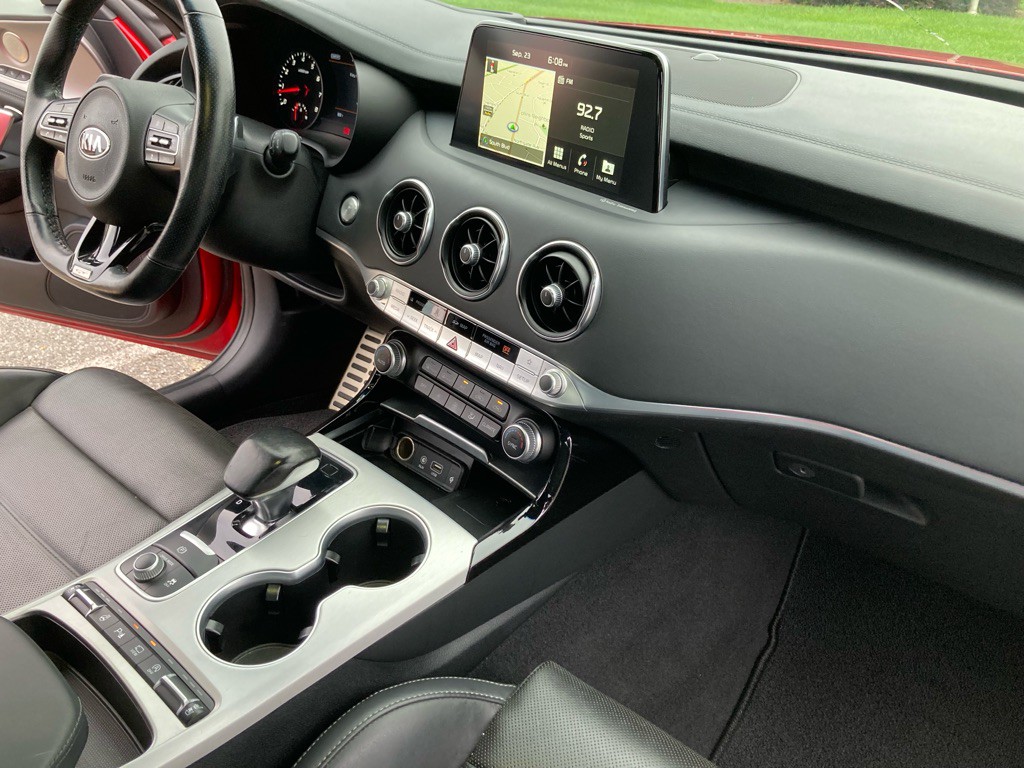 2019 Kia Stinger Image 10