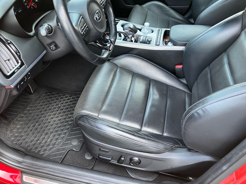 2019 Kia Stinger Image 17