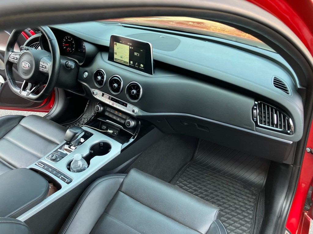 2019 Kia Stinger Image 22