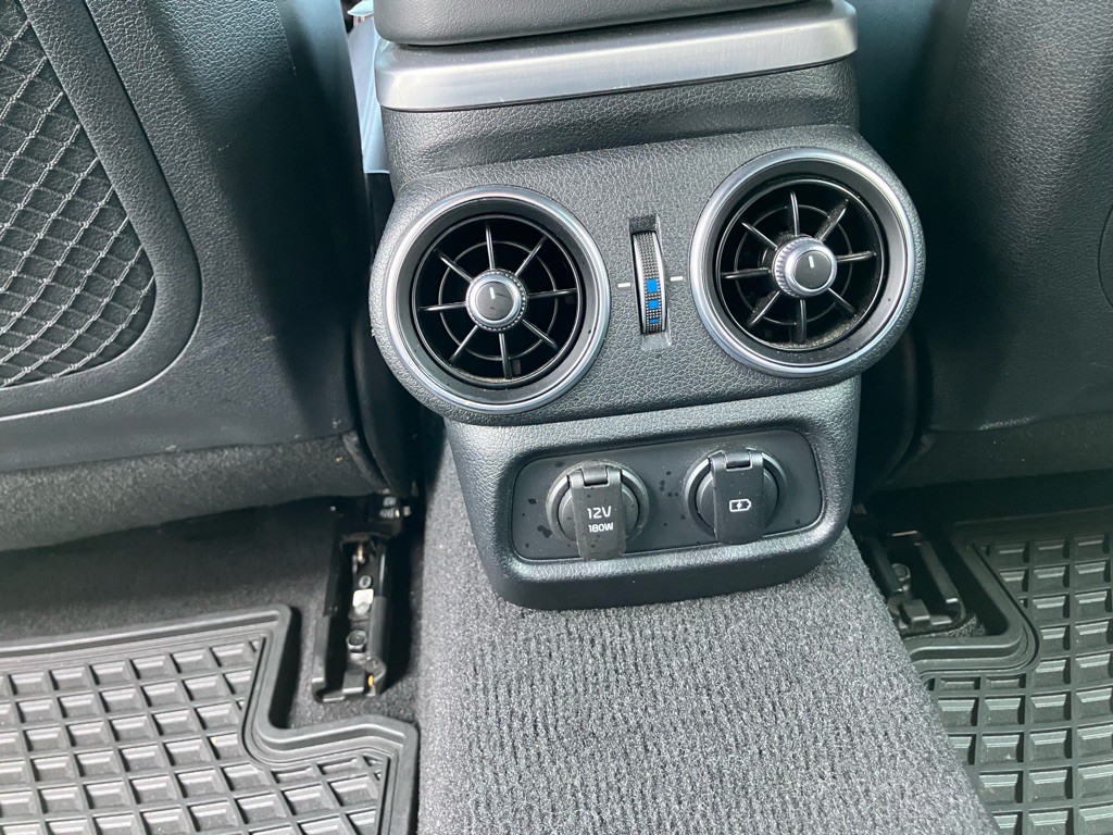 2019 Kia Stinger Image 27