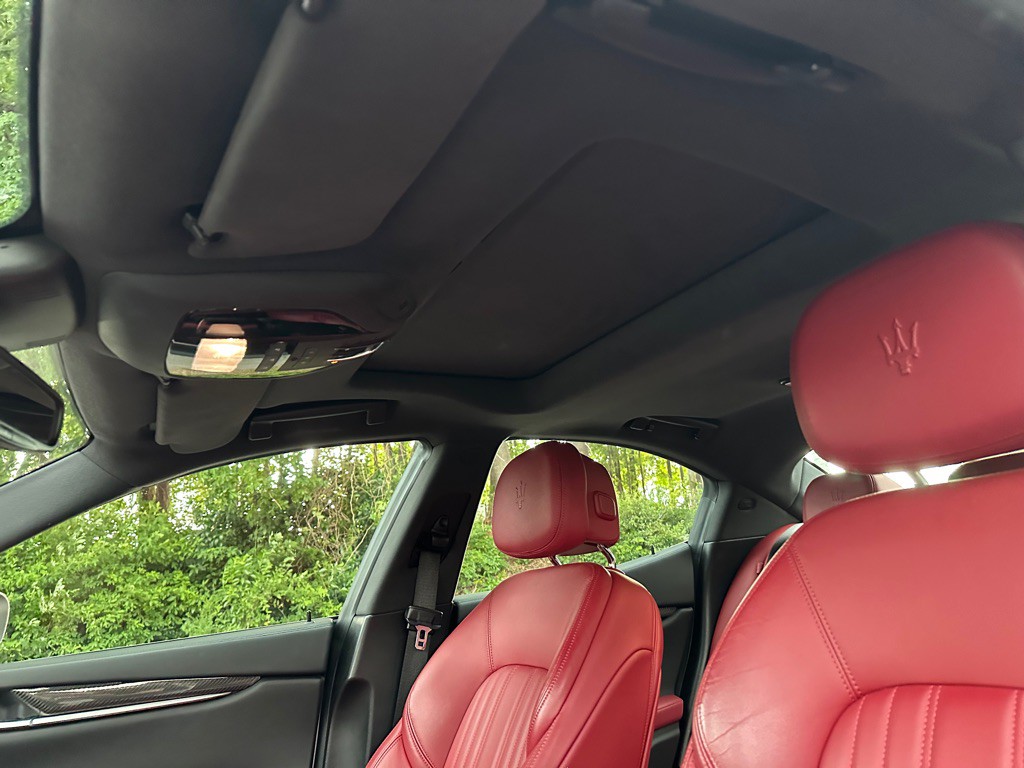 2017 Maserati Ghibli Image 21