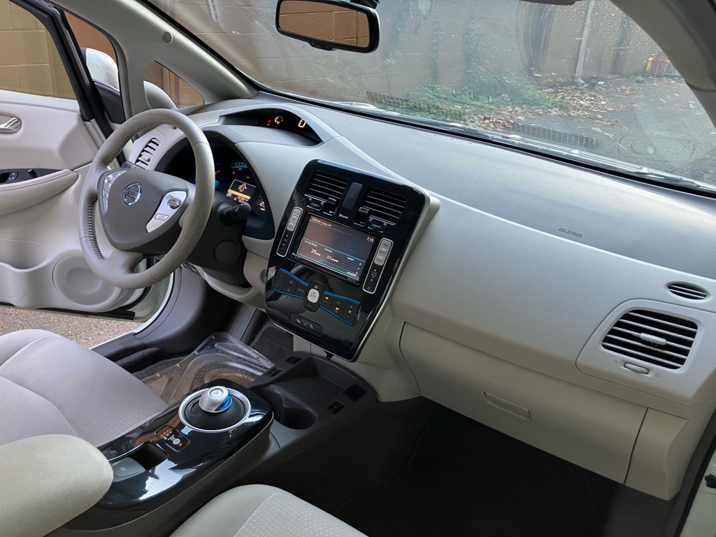 2012 Nissan Leaf Image 4