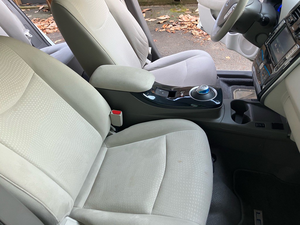 2012 Nissan Leaf Image 8