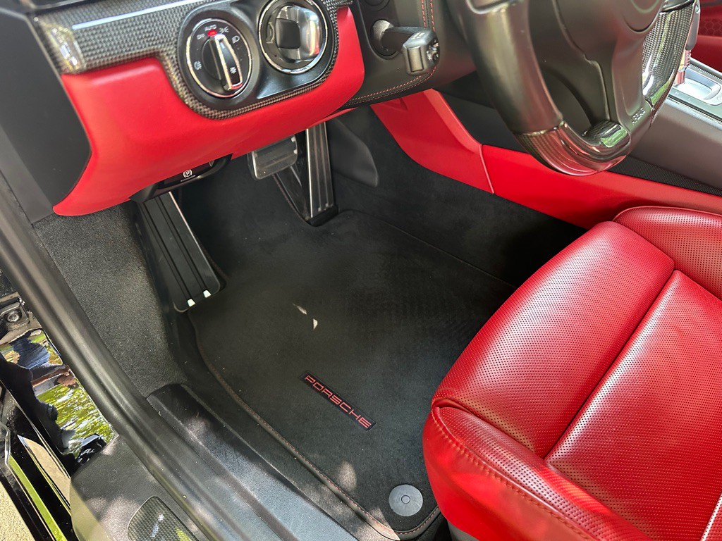 2015 Porsche 911 Image 27