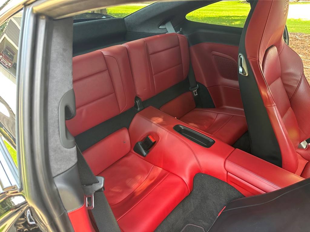 2015 Porsche 911 Image 43