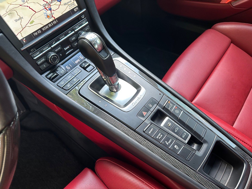 2015 Porsche 911 Image 49