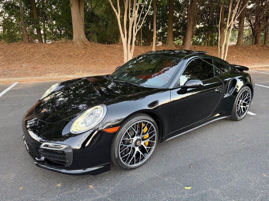 2015 Porsche 911 Image 1