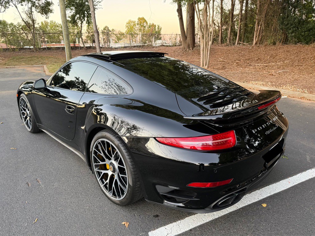 2015 Porsche 911 Image 7
