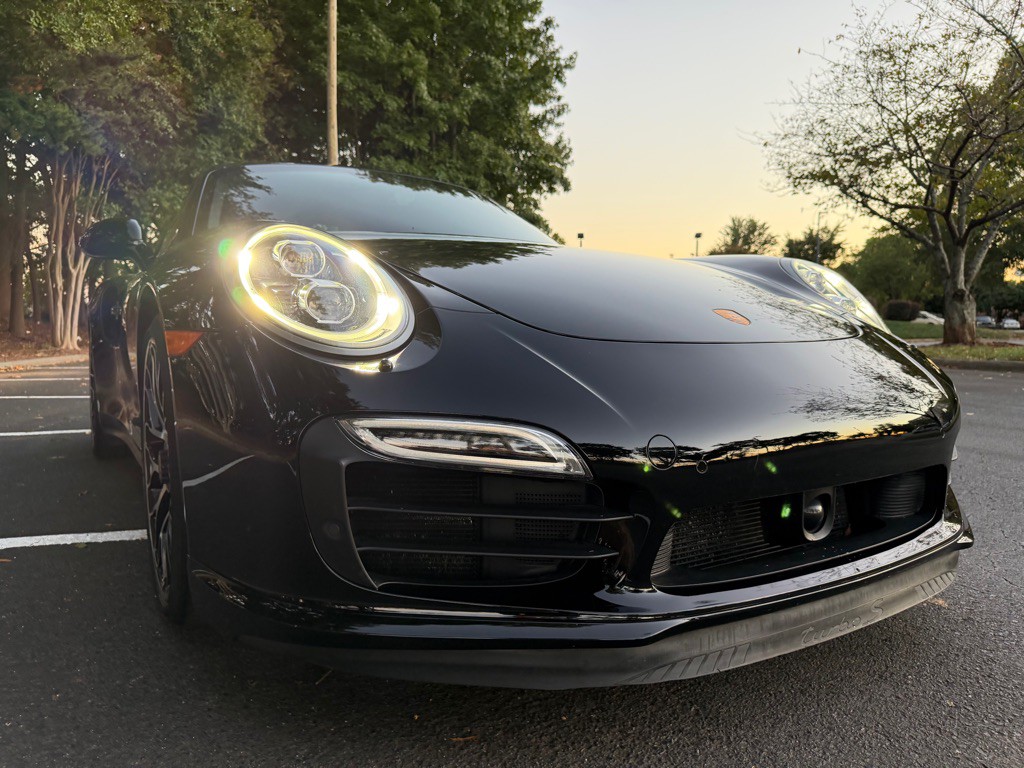 2015 Porsche 911 Image 17