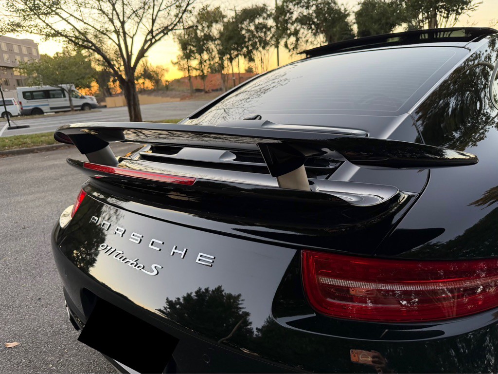 2015 Porsche 911 Image 19