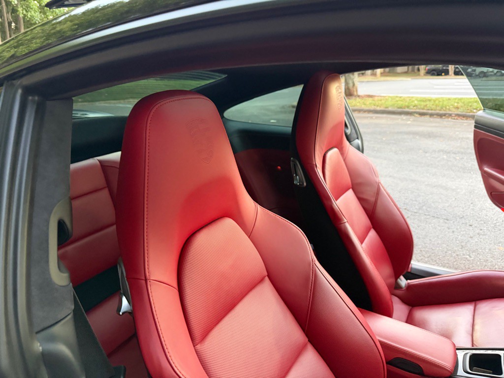2015 Porsche 911 Image 31