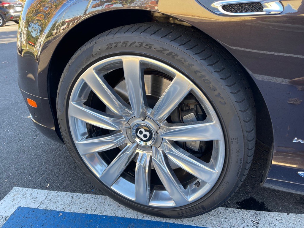 2016 Bentley Continental Image 17