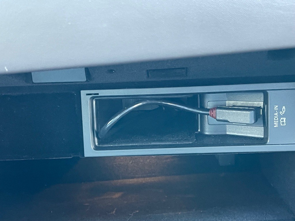 2016 Bentley Continental Image 41