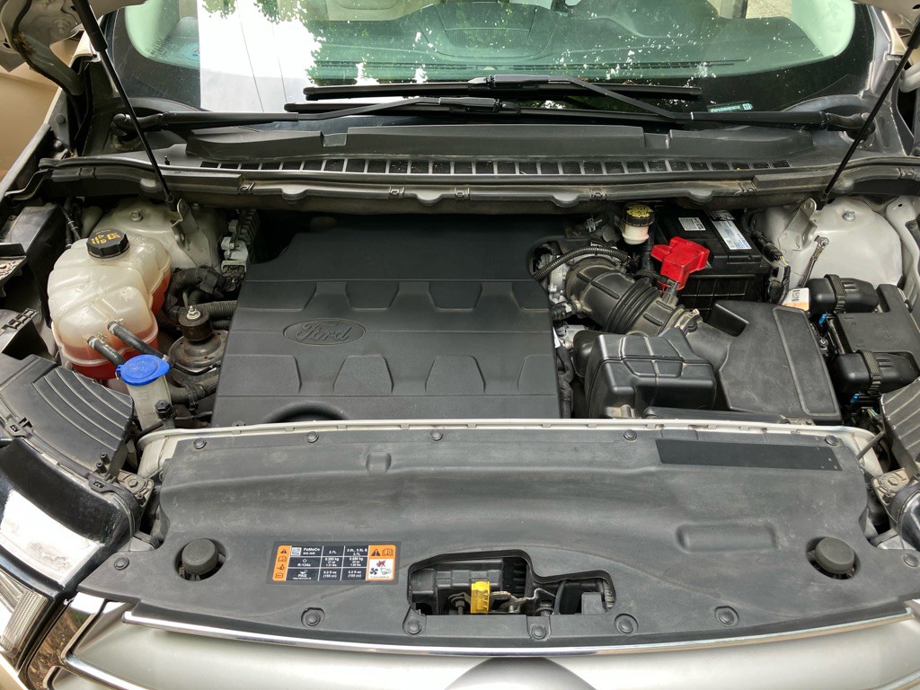 2017 Ford Edge Image 7