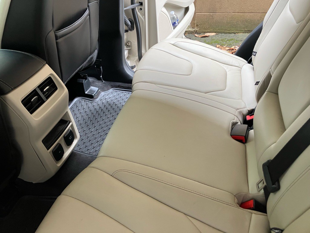 2017 Ford Edge Image 13