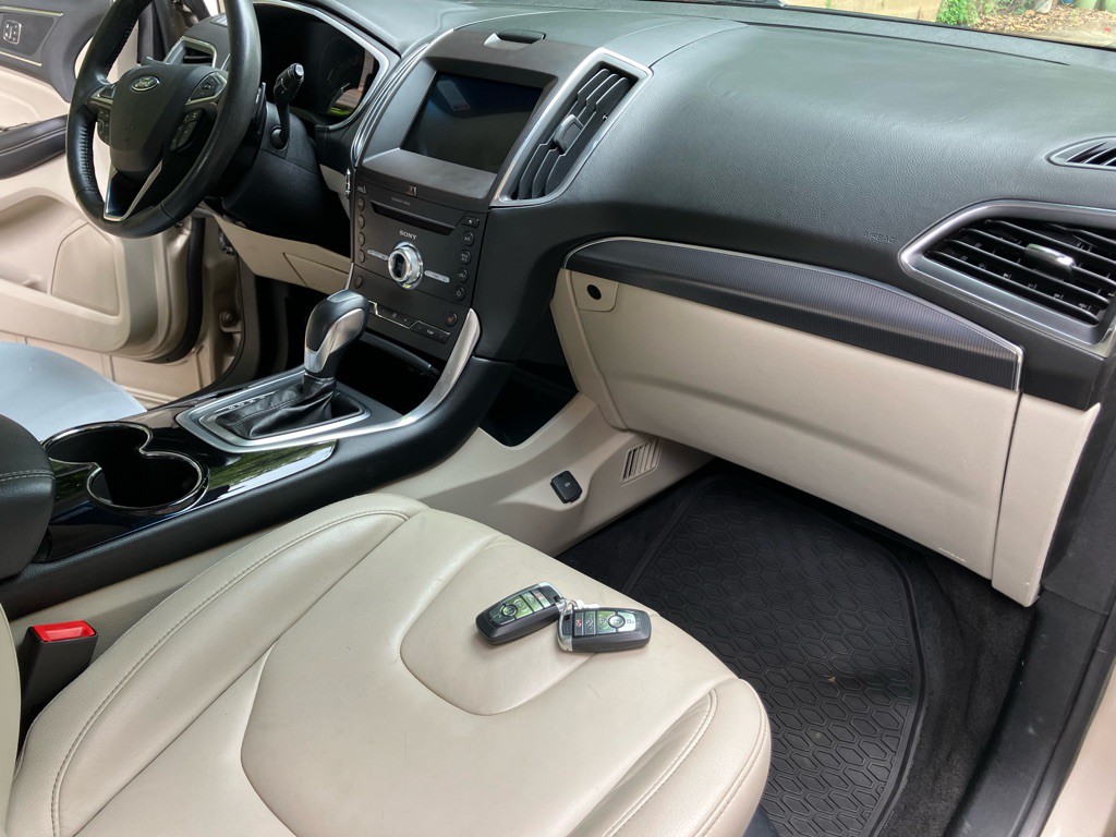 2017 Ford Edge Image 14