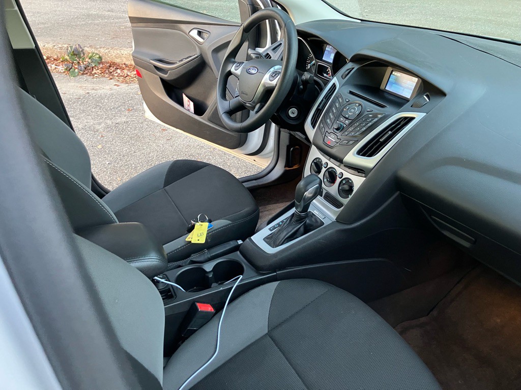 2014 Ford Focus Image 9