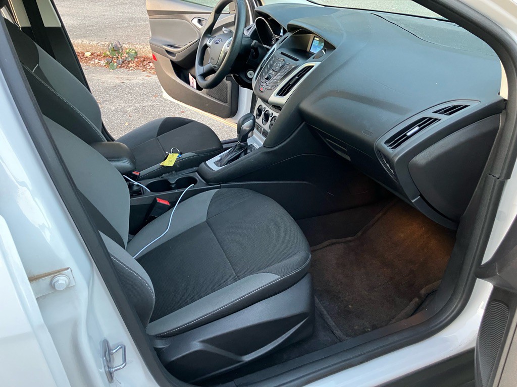 2014 Ford Focus Image 13