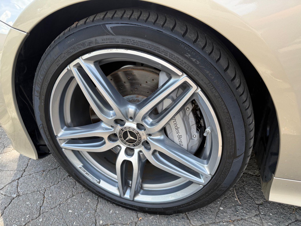 2018 Mercedes-Benz E-Class Image 15