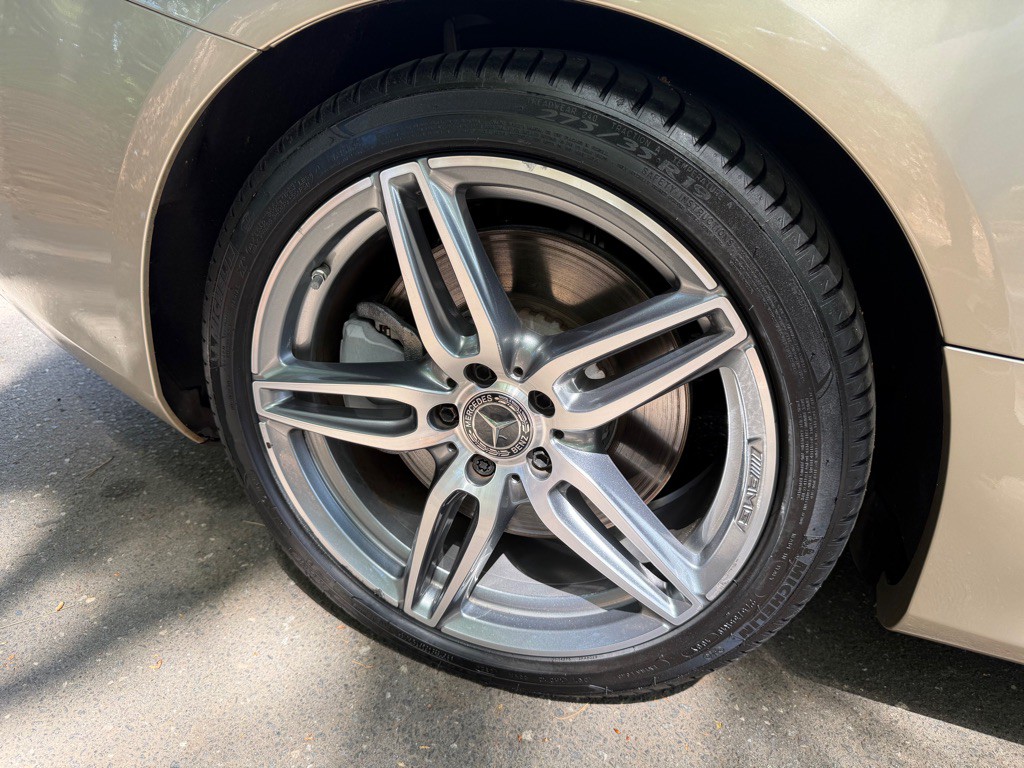 2018 Mercedes-Benz E-Class Image 18