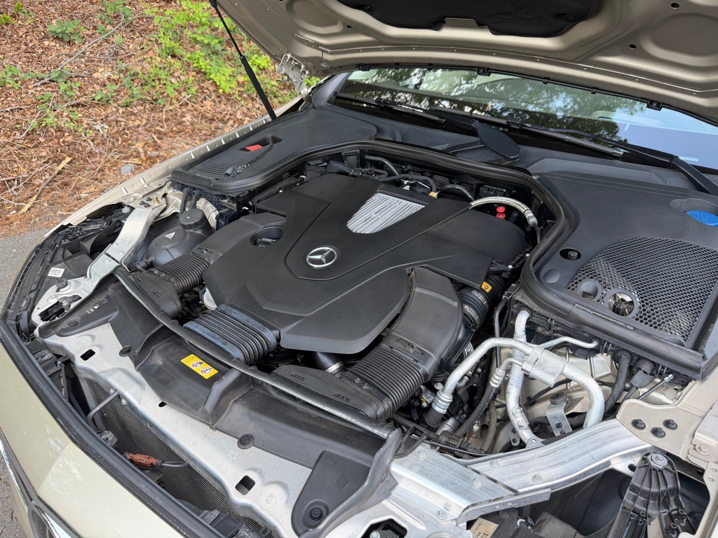 2018 Mercedes-Benz E-Class Image 21