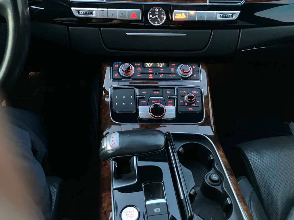 2013 Audi A8 Image 15
