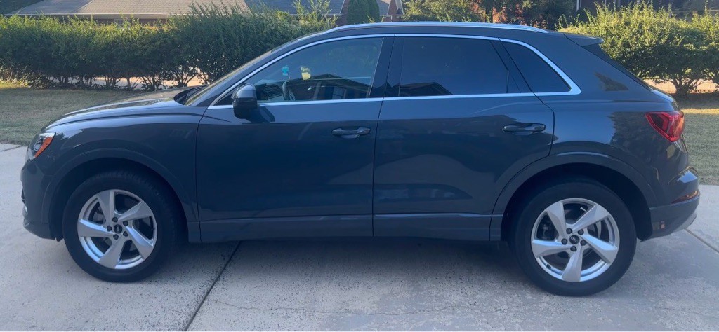 2021 Audi Q3 Image 3