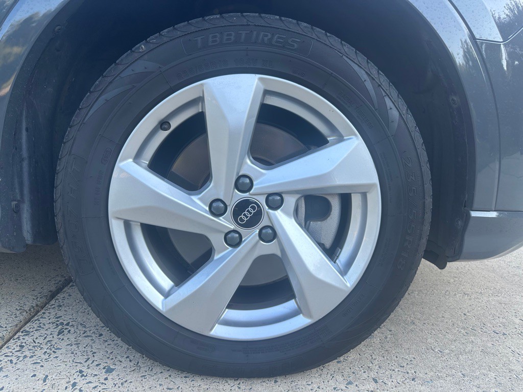 2021 Audi Q3 Image 6