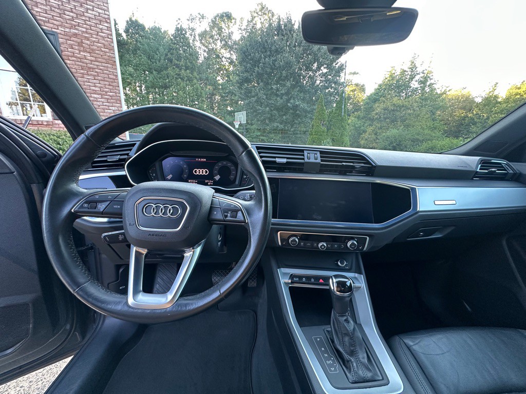 2021 Audi Q3 Image 12