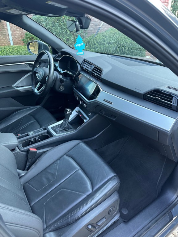 2021 Audi Q3 Image 15