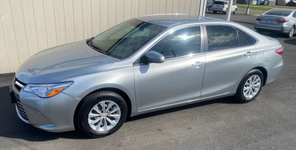 2017 Toyota Camry Image 7